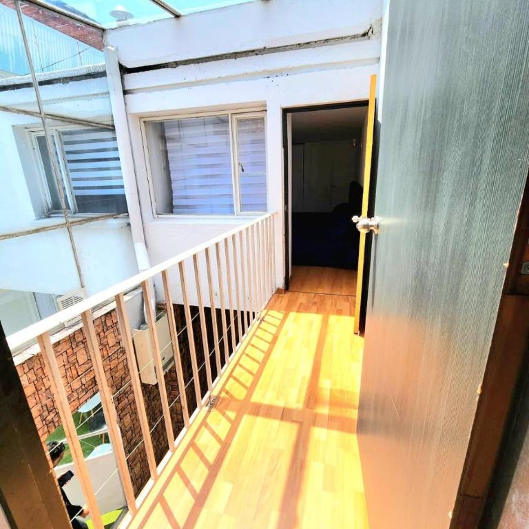 Large house minutes from Zona T and Parque la 93 - Six-Bedroom House - 64