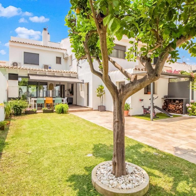 GuestReady - Valdelagrana Spacious: 300m to Beach - Casa - 12