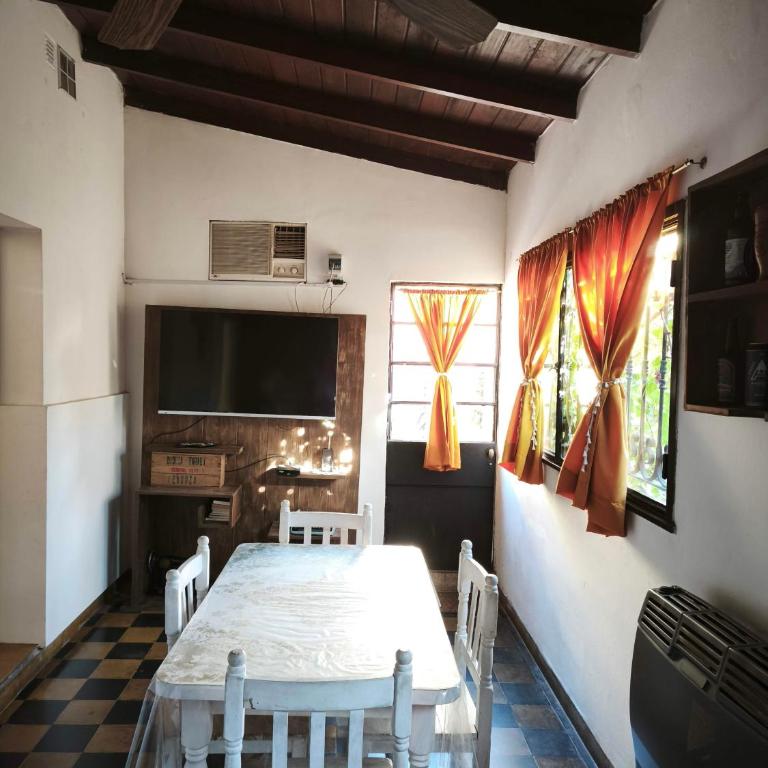 Alquiler temporario Don Floreal - Casa de 2 dormitorios - 58
