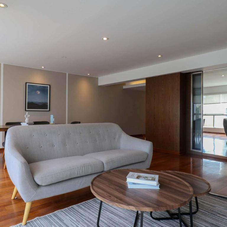 Deluxe 3BR Duplex with Balcony in Miraflores - Apartamento de 3 dormitorios con balcón - 5