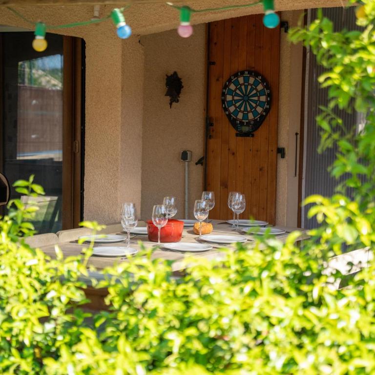 Maison au calme avec jardin et piscine - Maison 4 Chambres - 7