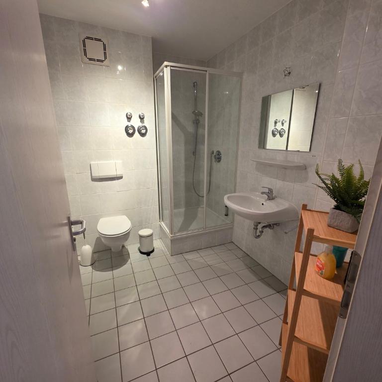 Balkon, Festungsblick - Stadtnahe Wohnung - Apartment mit 1 Schlafzimmer - 4