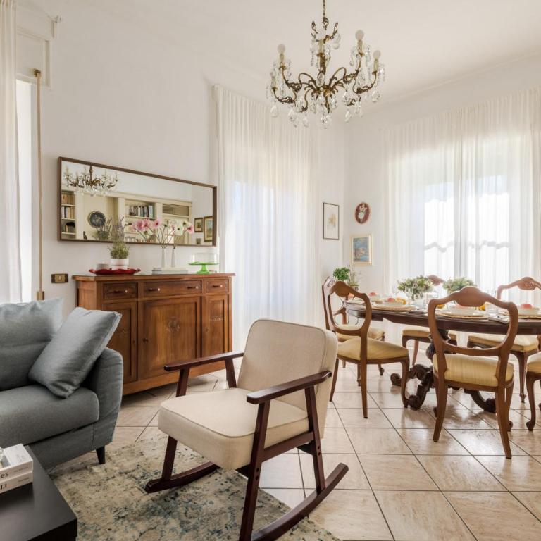 La Casa in Centro - Appartamento con Balcone - 22