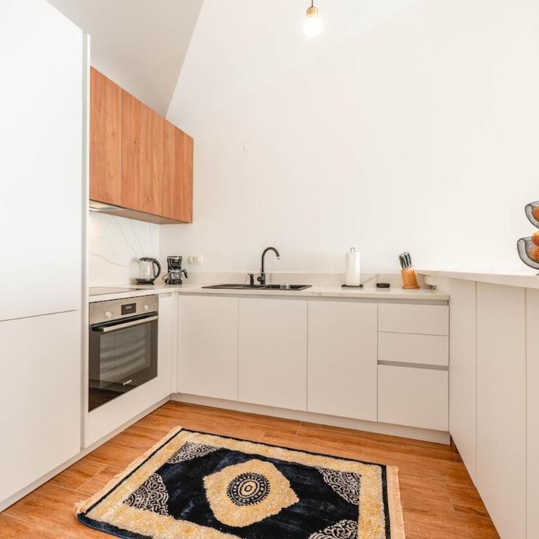 Elegant Seafront Apartment, Top Floor Oasis - Apartman sa 2 Spavaće Sobe - 18