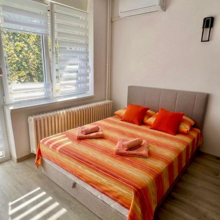 Sunny studio apartment in center of Belgrade - One-Bedroom Apartment - 9