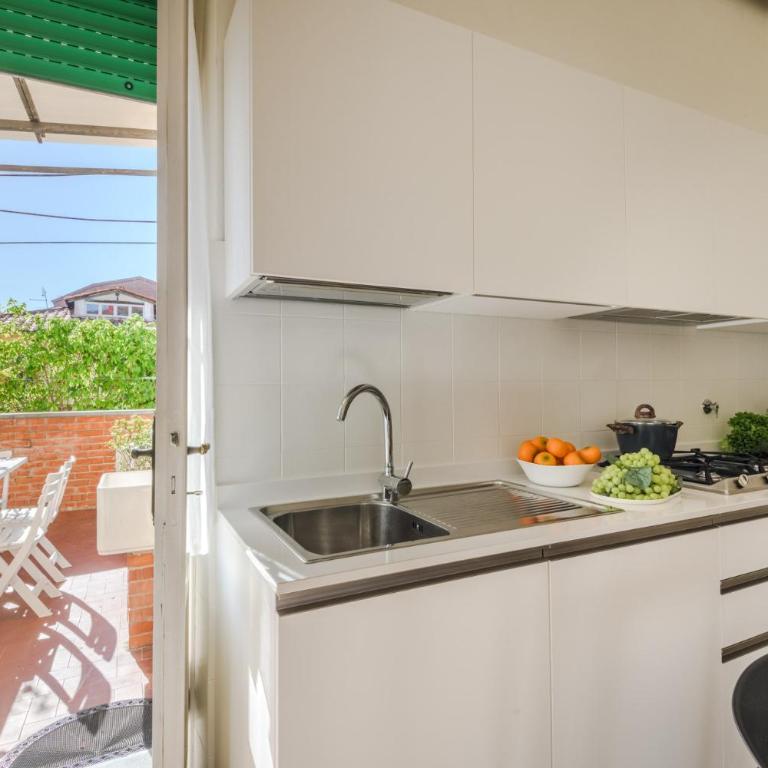 La Casa in Centro - Appartamento con Balcone - 10