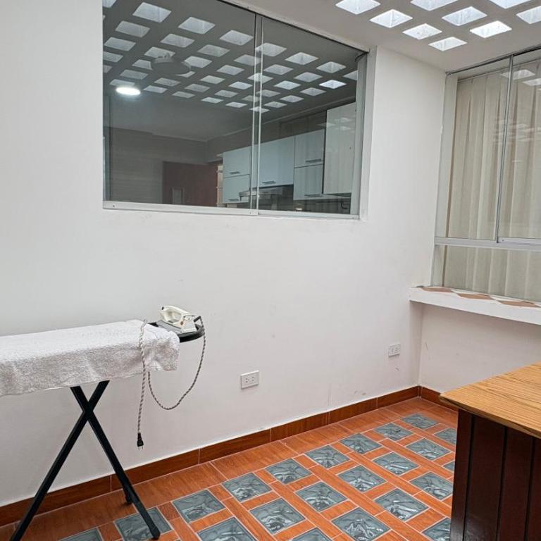 Gran depa económico 4hab la Molina tranquila - Apartment - 11