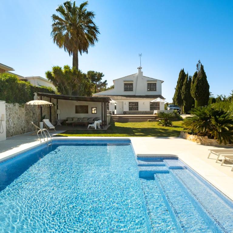 Villa Parakalo - Exclusive 5-bedroom Villa in Jávea - Five-Bedroom House - 1