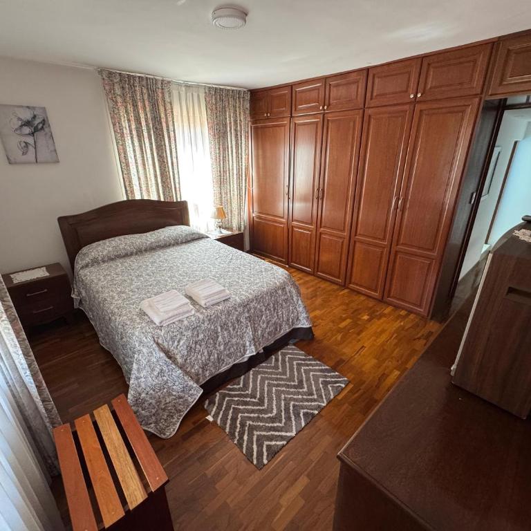 Casa con garaje privado - Apartamento de 3 dormitorios - 3
