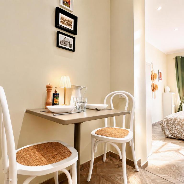 Le Petit Nice - 4 Studios, 2 with Private Terrace - Nice Centre - Studio Deluxe - 2