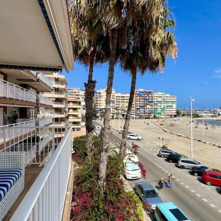 Mar, terraza y parking - Apartamento con vistas al mar - 2