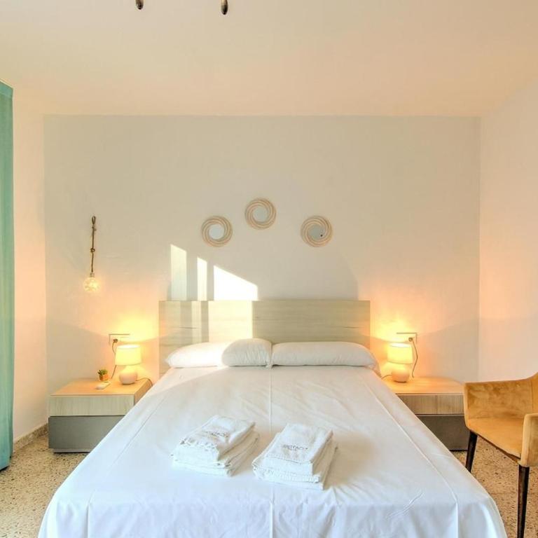 Estartit Centro - Three-Bedroom Apartment - 28
