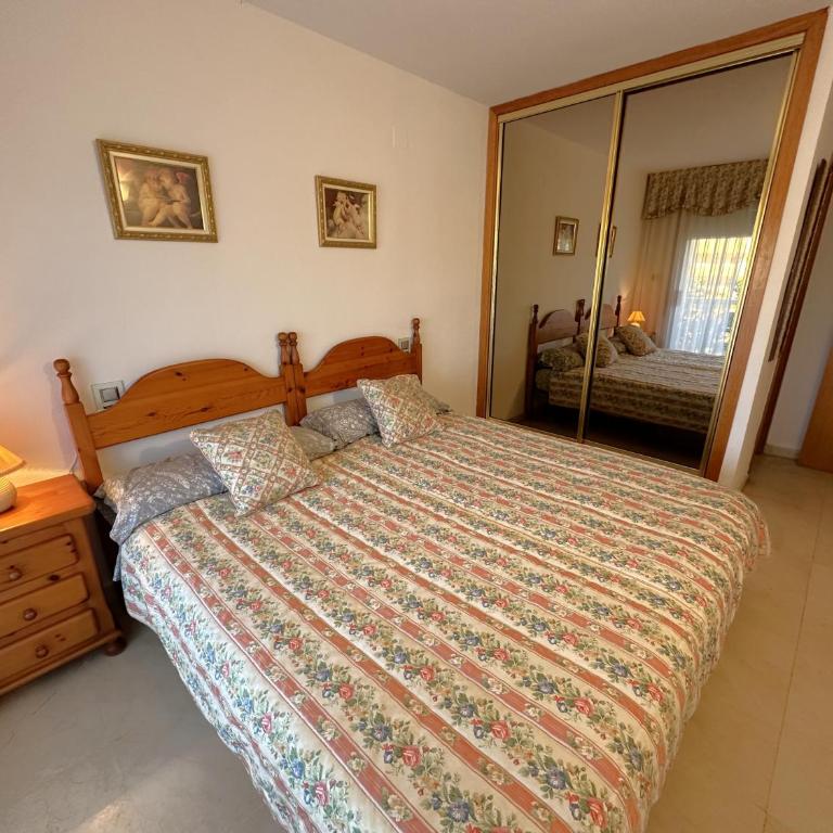 Central Park 330 - Two-Bedroom Apartment - 10