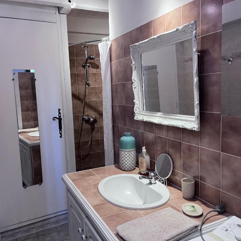 Le clos du Perrussier évasion provençale au soleil - Maison 1 Chambre - 16