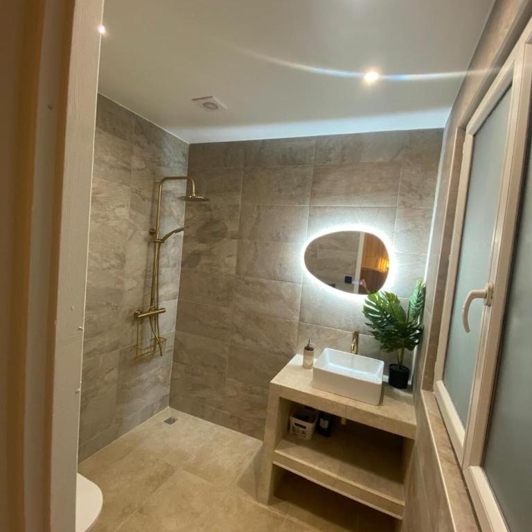 Suite 24 - 5 min Circuit 24H du Mans - One-Bedroom Apartment - 2