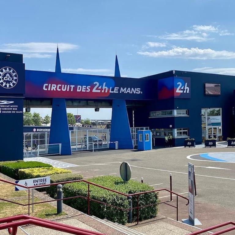 Suite 24 - 5 min Circuit 24H du Mans - One-Bedroom Apartment - 11
