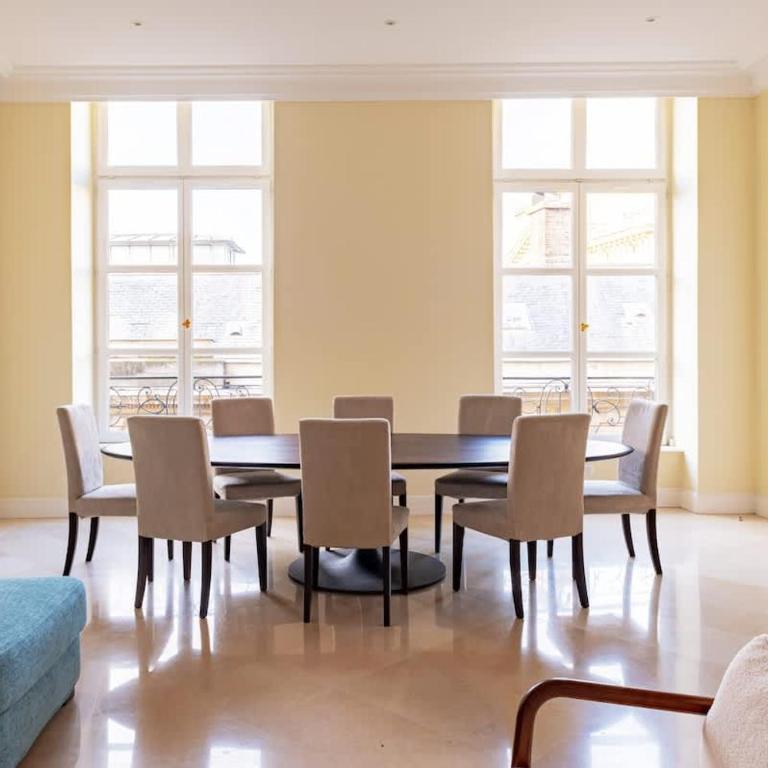 Timeless Elegance in Paris - Appartement 3 Chambres - 16