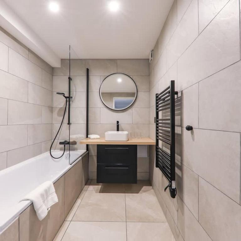 Urban Retreat Brand-New Duplex 2-Bedroom - Appartement 2 Chambres - 4