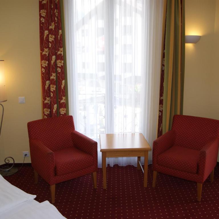 Hotel Schweizerhof - Doppelzimmer - 9