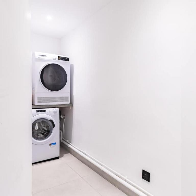 Brand New 3 Bedrooms Facing Madeleine St Honoré - Appartement 3 Chambres - 26