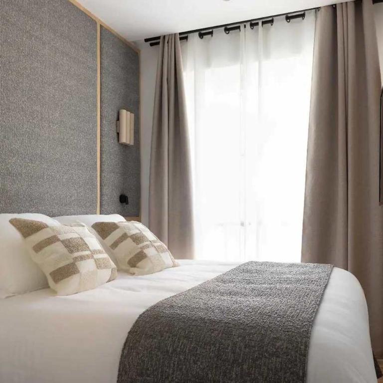 Chic Apartment with AC 3BR 6P Palais Garnier - Three-Bedroom Apartment - 9