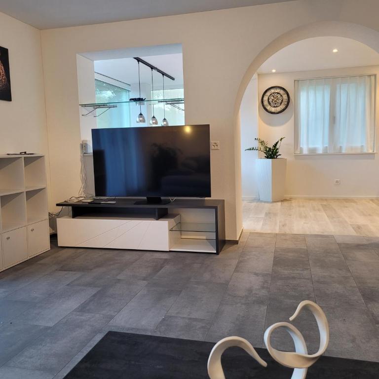 Garten-Wohnung in Adligenswil - Apartment mit 1 Schlafzimmer - 17