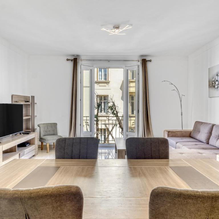 Spacious 2 Bed - 5 mn du Palais - Calme - Balcon - Apartment mit 2 Schlafzimmern - 1