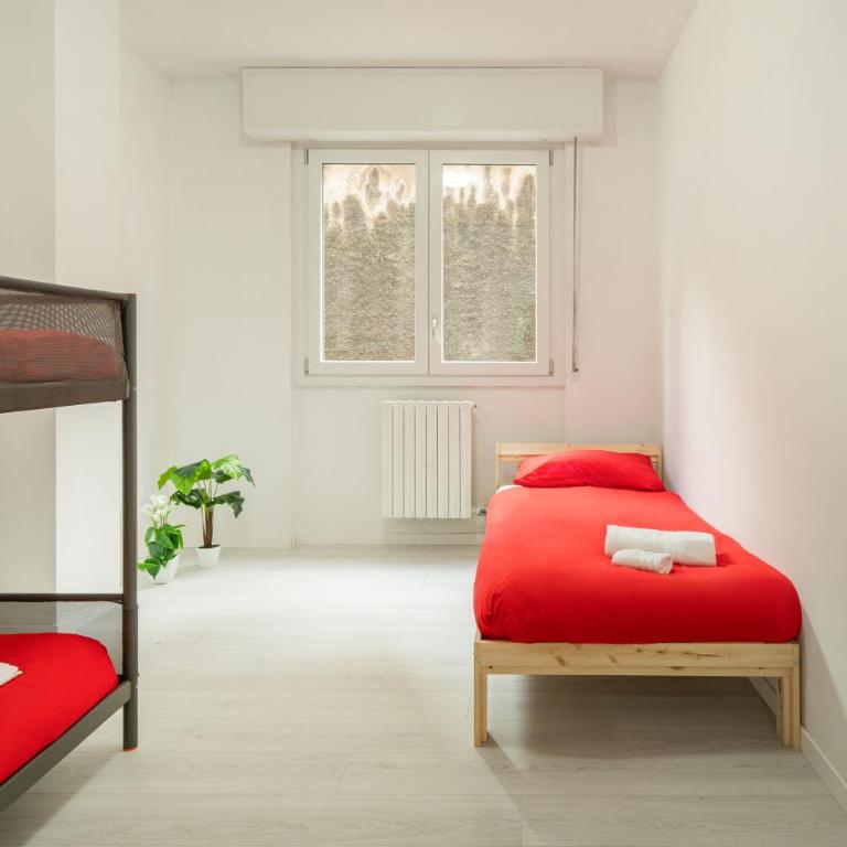 Como, Swiss 5 min - Lake at 10 min - Wifi, Parking - Appartamento con 3 Camere da Letto e con Vista - 10