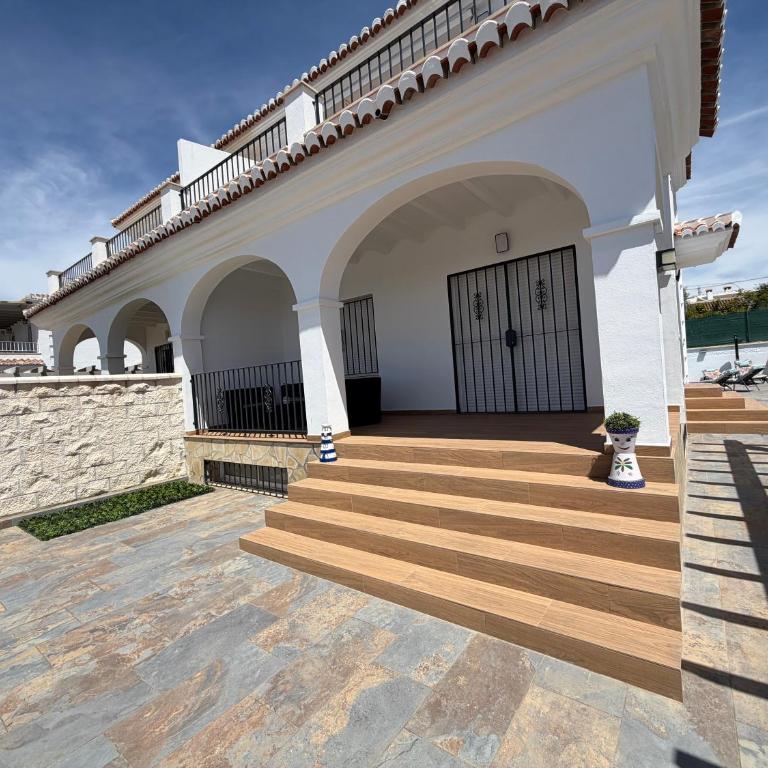 Niza Beach Sunset Stay - Casa de 6 dormitorios - 1