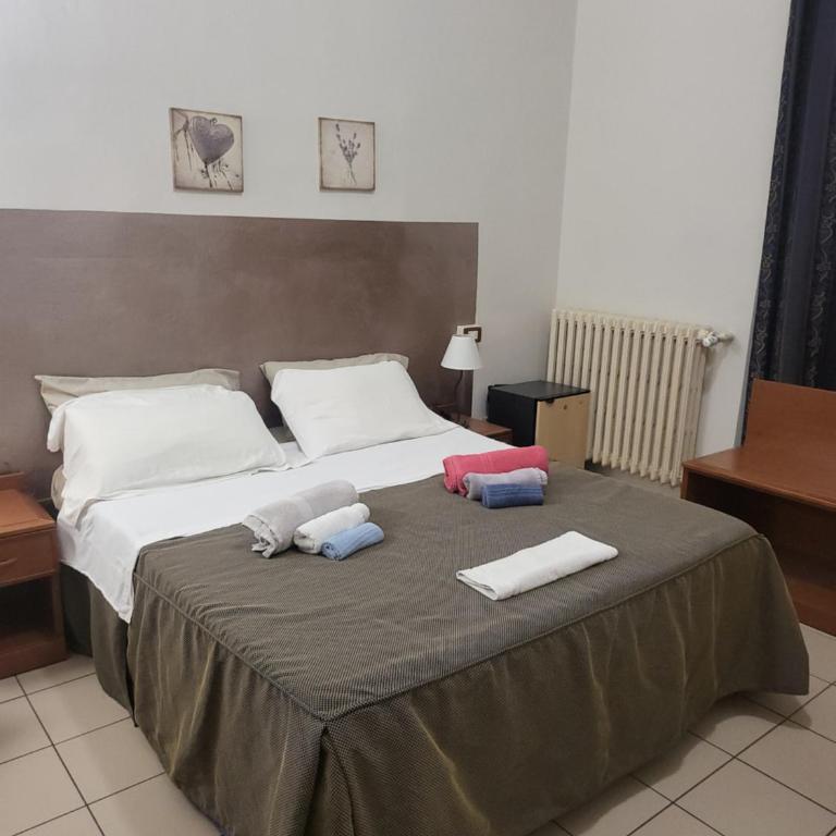hotel lisà - Camera Economy Matrimoniale/Doppia con Letti Singoli - 9