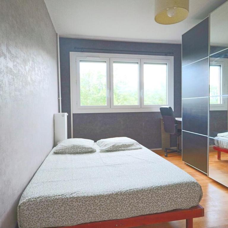 Hyper centre avec parking place Jean Moulin - Three-Bedroom Apartment - 13