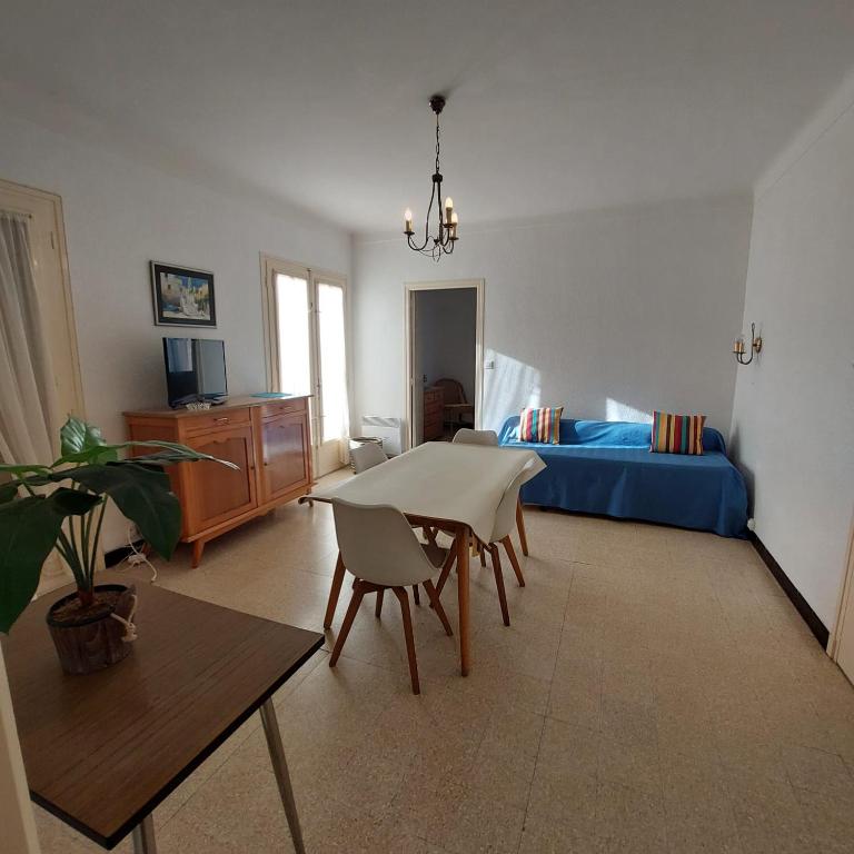 L'appartement de Marie - 100 m de la plage, climatisation, parking privé - Appartement 1 Chambre - 8
