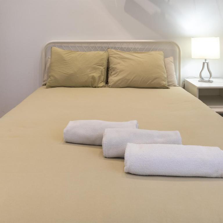 Tu Oasis Urbano con Jardín y Relax - Apartment - 4