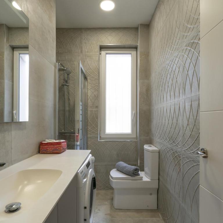 Tu Oasis Urbano con Jardín y Relax - Apartment - 17
