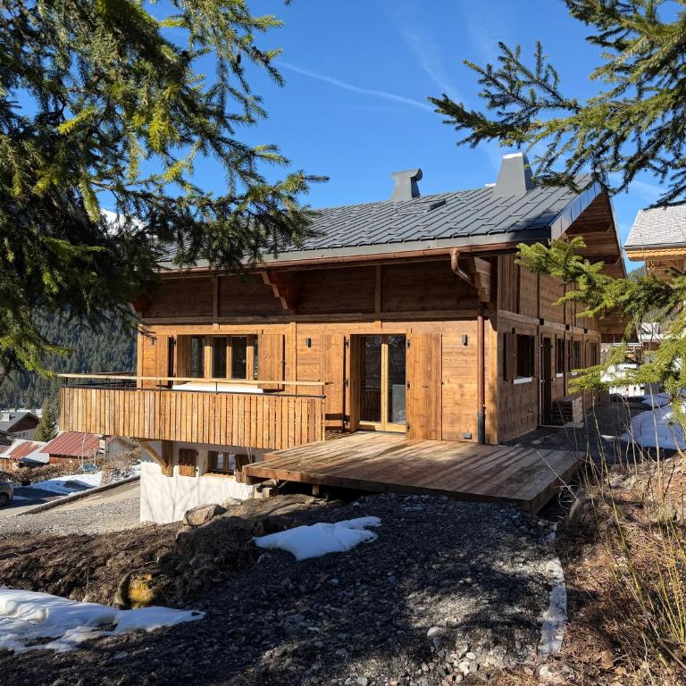 Chalet Solarys 12 personnes 5 chambres & 5 SDB bord ruisseau - Chalet - 4