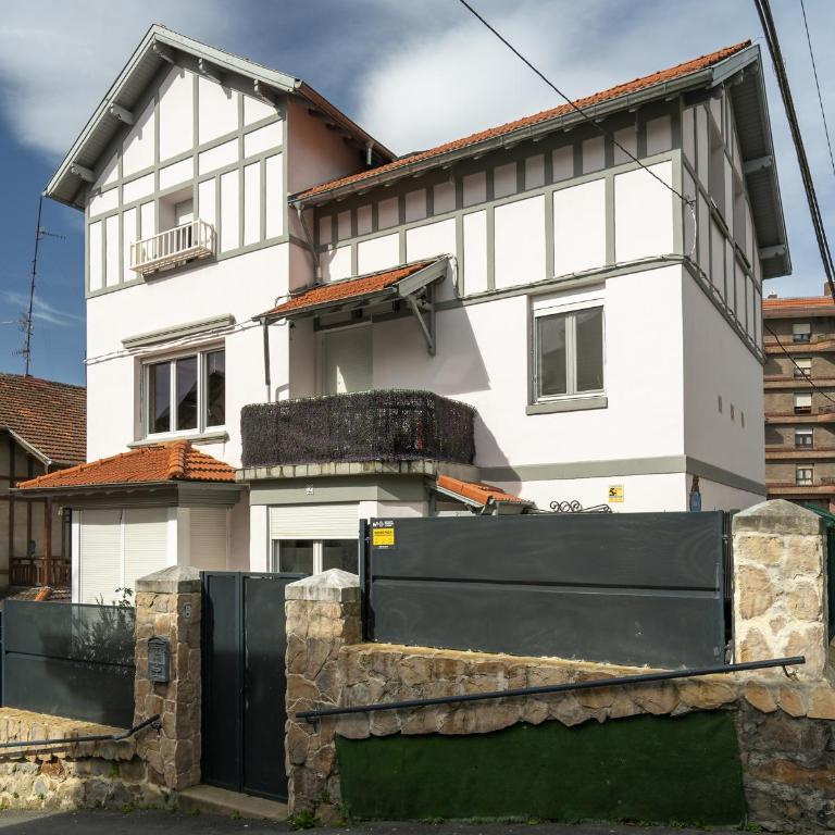 Encantador apartamento con jardín privado - Appartement - 26