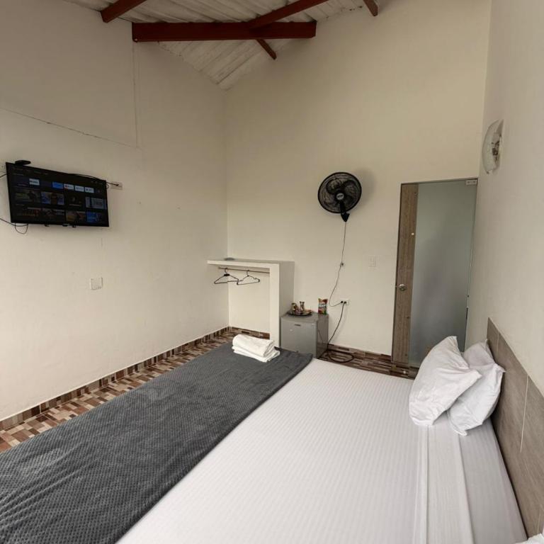 ISABELINAS HOTEL Villeta - Suite Deluxe - 5