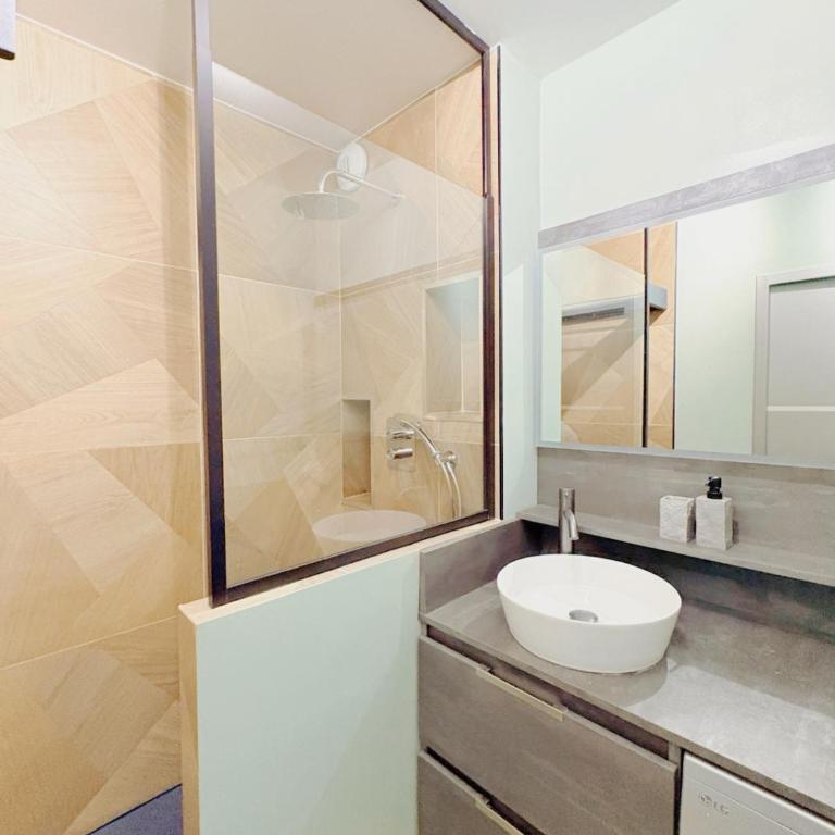 L'Écrin d'Azur - Cocon paisible proche du lac d'Annecy - One-Bedroom Apartment with Garden View - 5