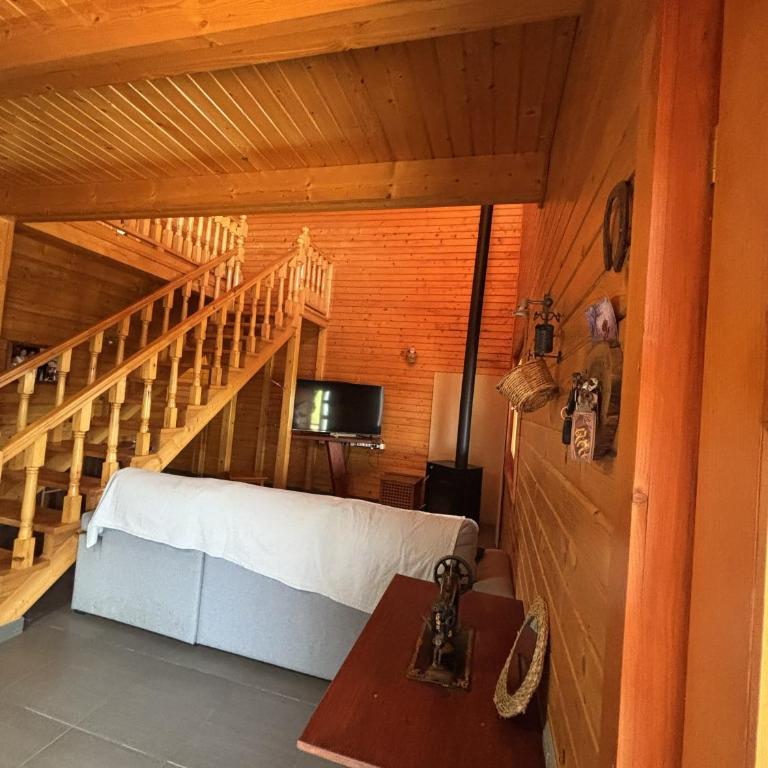 Casa Franch - Three-Bedroom House - 10
