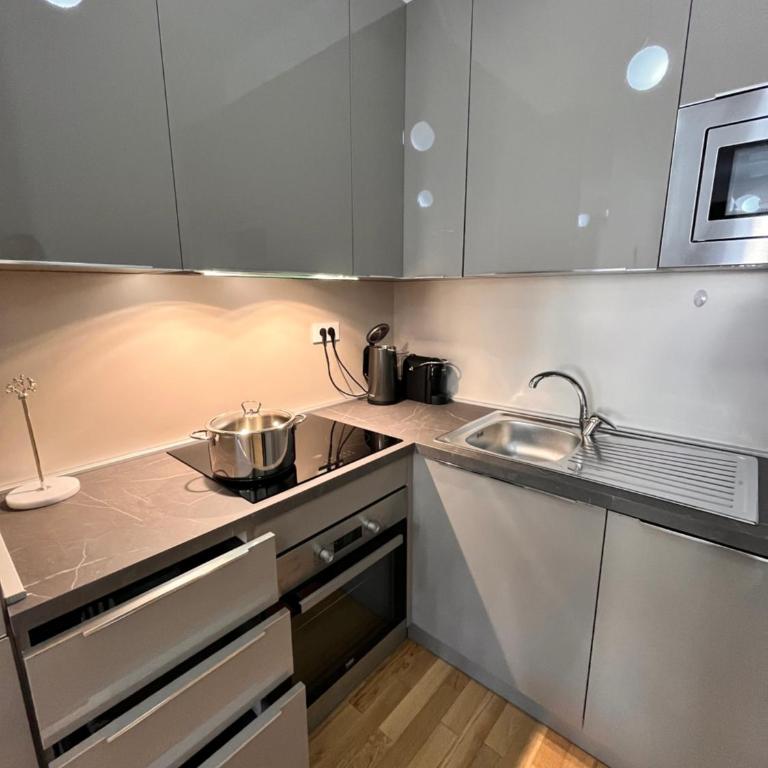 Mare Sea View Suites ,One Bedroom 305 - Apartment mit 1 Schlafzimmer, Balkon und Meerblick - 4
