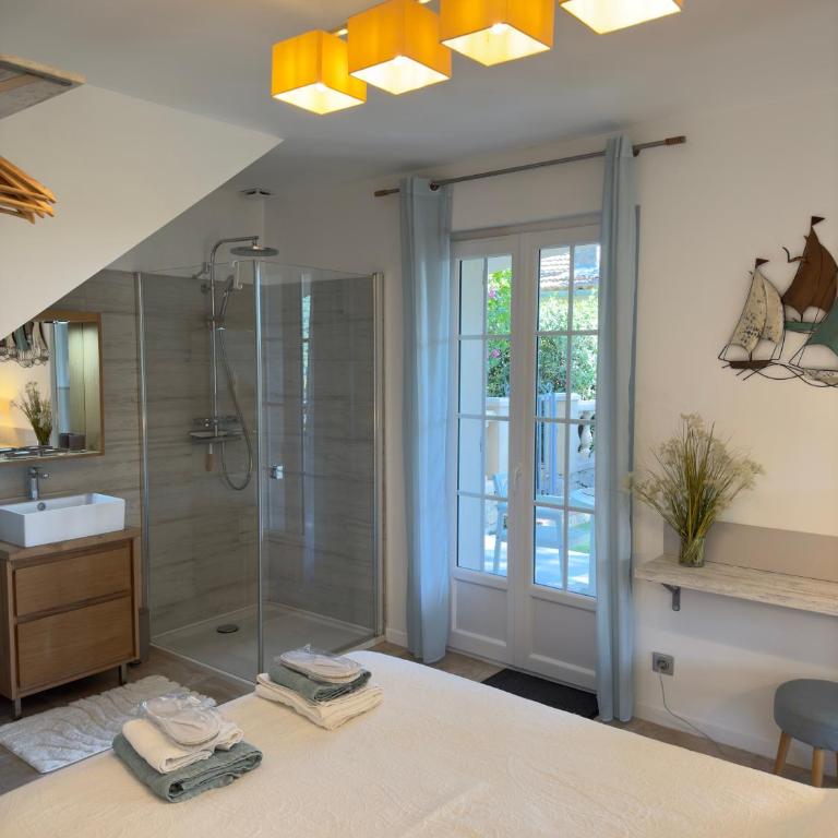 Studio bord de mer avec jardin dans villa ancienne - Studio mit Terrasse - 10