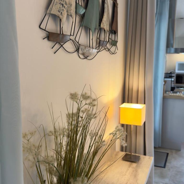 Studio bord de mer avec jardin dans villa ancienne - Studio mit Terrasse - 9