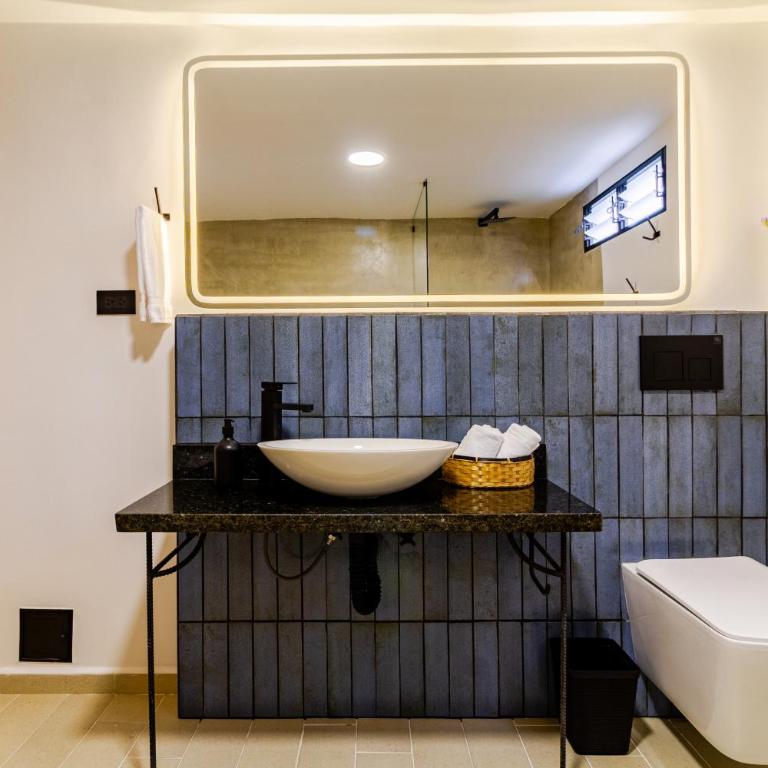 CasAzu - Home of Healing - Double or Twin Room with Bathroom - 18