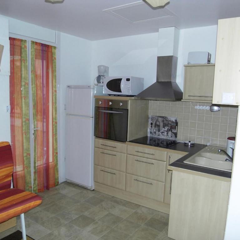 VILLA NOEMIE Studio - de 100 m des Thermes - Appartement 1 Chambre - 1
