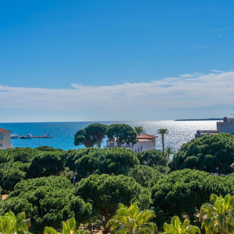 Pinede Sea View Lux - Appartamento con 2 Camere da Letto - 1