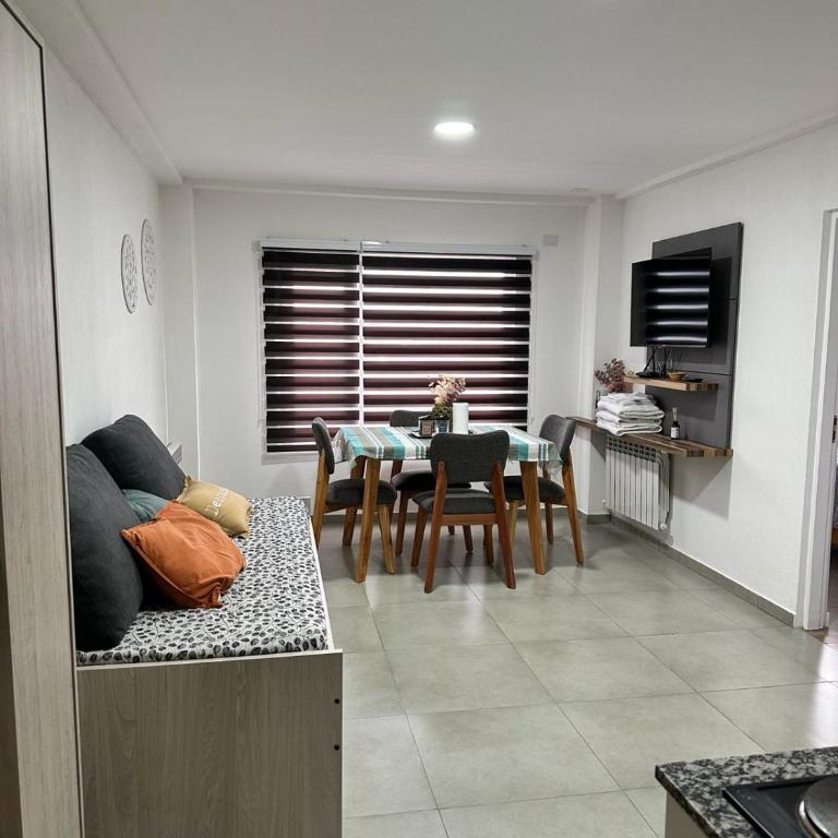 Goleta Florencia 2045 - Quadruple Room - 11