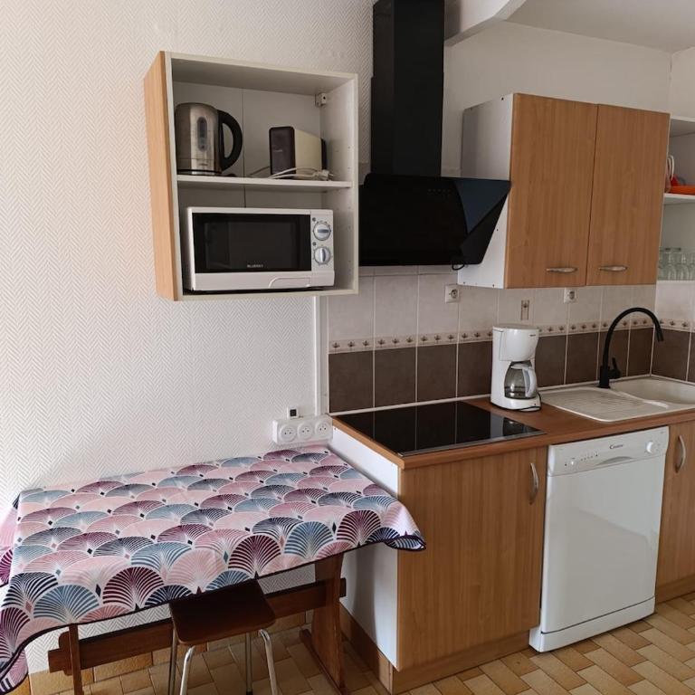 Appart T2 avec parking - Apartamento de 2 dormitorios - 26