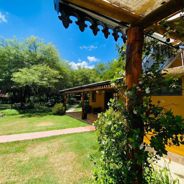 Posada La Ernestina Villa de las rosas - Quadruple Room with Garden View - 17