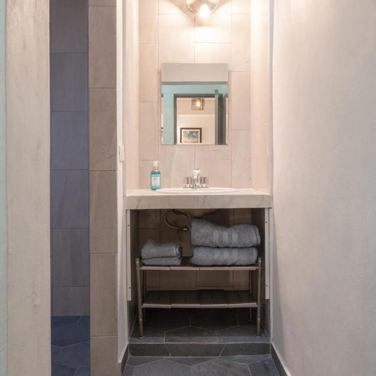Studio centrico con terraza - Estudio Deluxe - 7