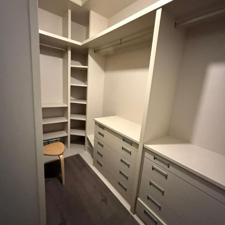 Rooming Madrid Chinatown - Doppelzimmer mit Balkon - 5
